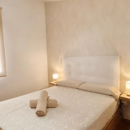 Lägenhet El Rincon Del Casco By Alogest *